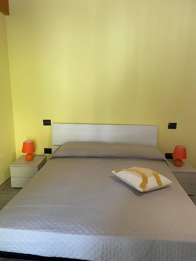 Colleolivi Apartment Serra deʼ Conti Екстериор снимка